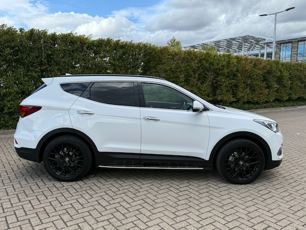 Used Hyundai Santa Fe 2015 for sale - 75705621: Photo 5