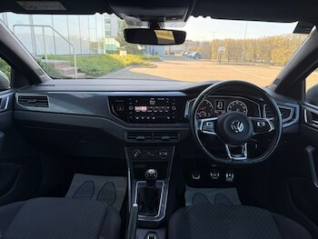 Used Volkswagen Polo 2019 for sale - 77919119: Photo