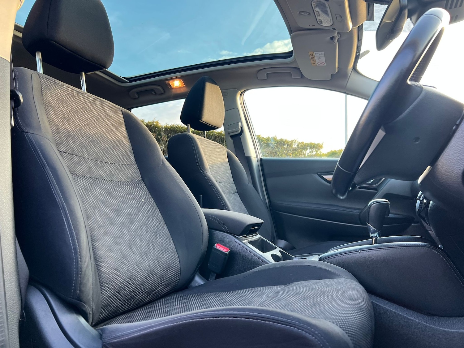 Used Nissan Qashqai 2016 for sale - 76107062: Photo 24