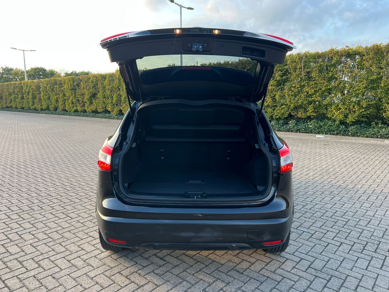 Used Nissan Qashqai 2016 for sale - 76107062: Photo 37