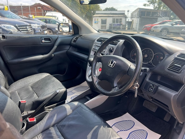 Used Honda Civic 2004 for sale - 75650935: Photo 11