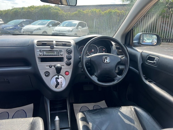 Used Honda Civic 2004 for sale - 75650935: Photo 12