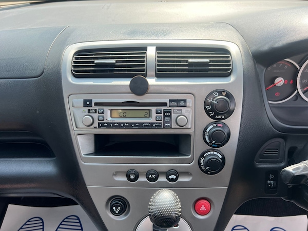 Used Honda Civic 2004 for sale - 75650935: Photo 16