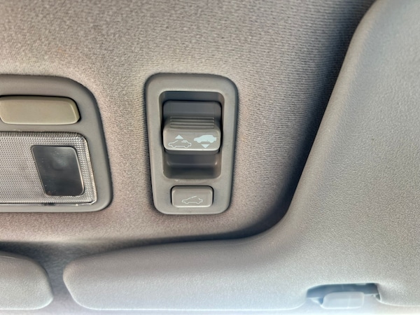 Used Honda Civic 2004 for sale - 75650935: Photo 19