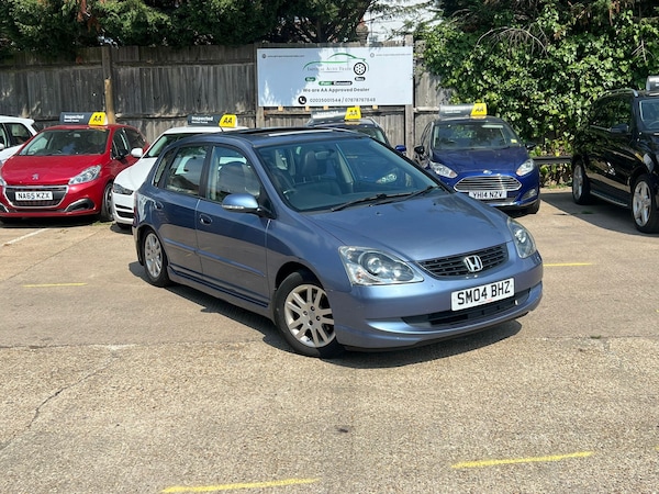 Used Honda Civic 2004 for sale - 75650935: Photo 1