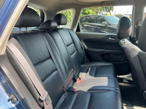 Used Honda Civic 2004 for sale - 75650935: Photo 25