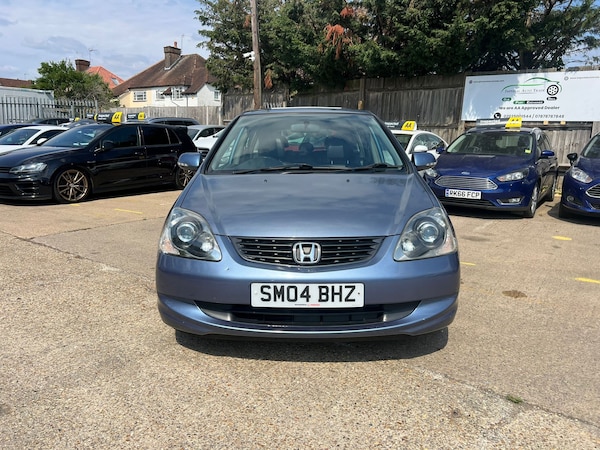 Used Honda Civic 2004 for sale - 75650935: Photo 2