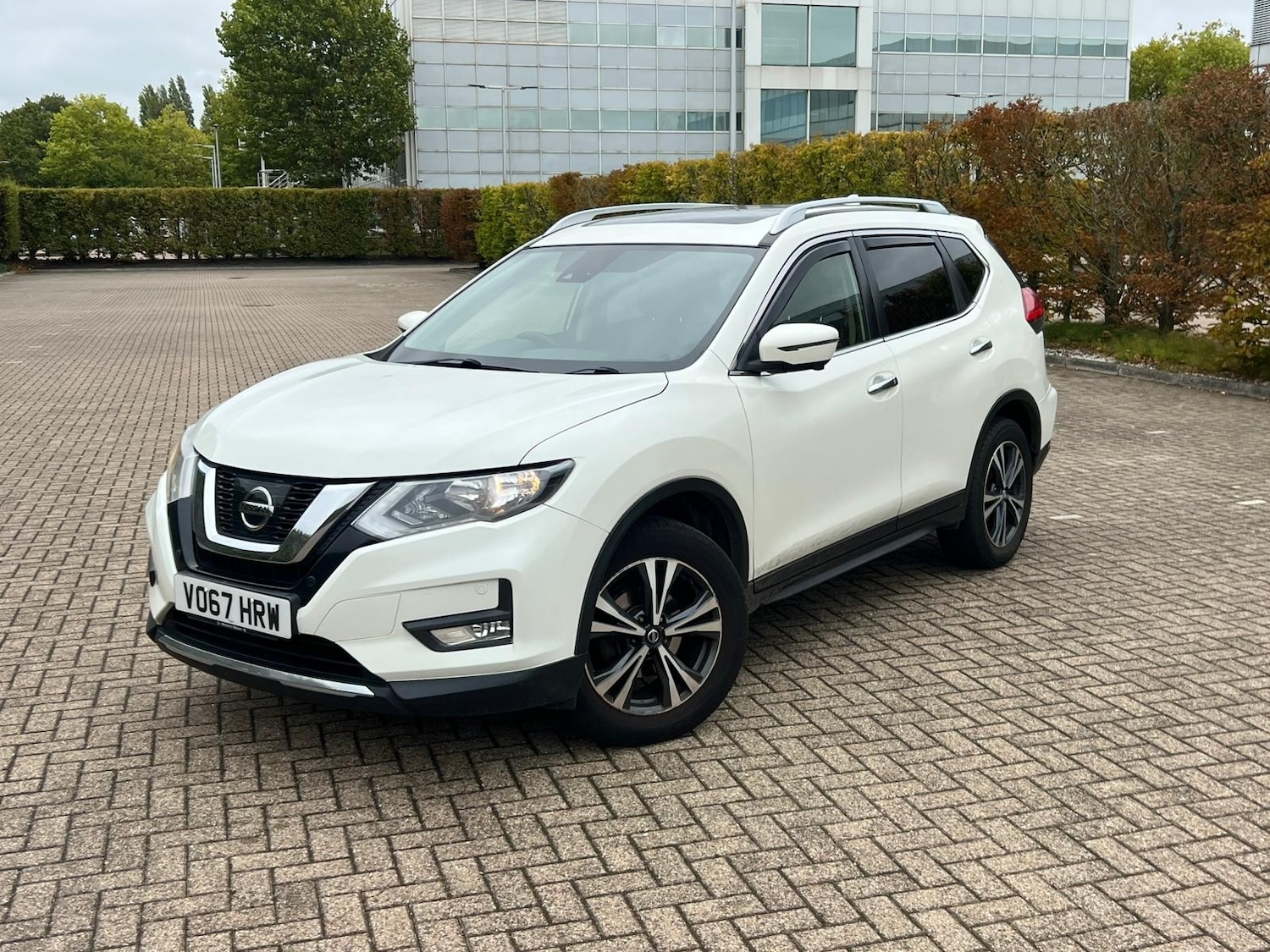 Used Nissan X-Trail 2017 for sale - 76438902: Photo 2