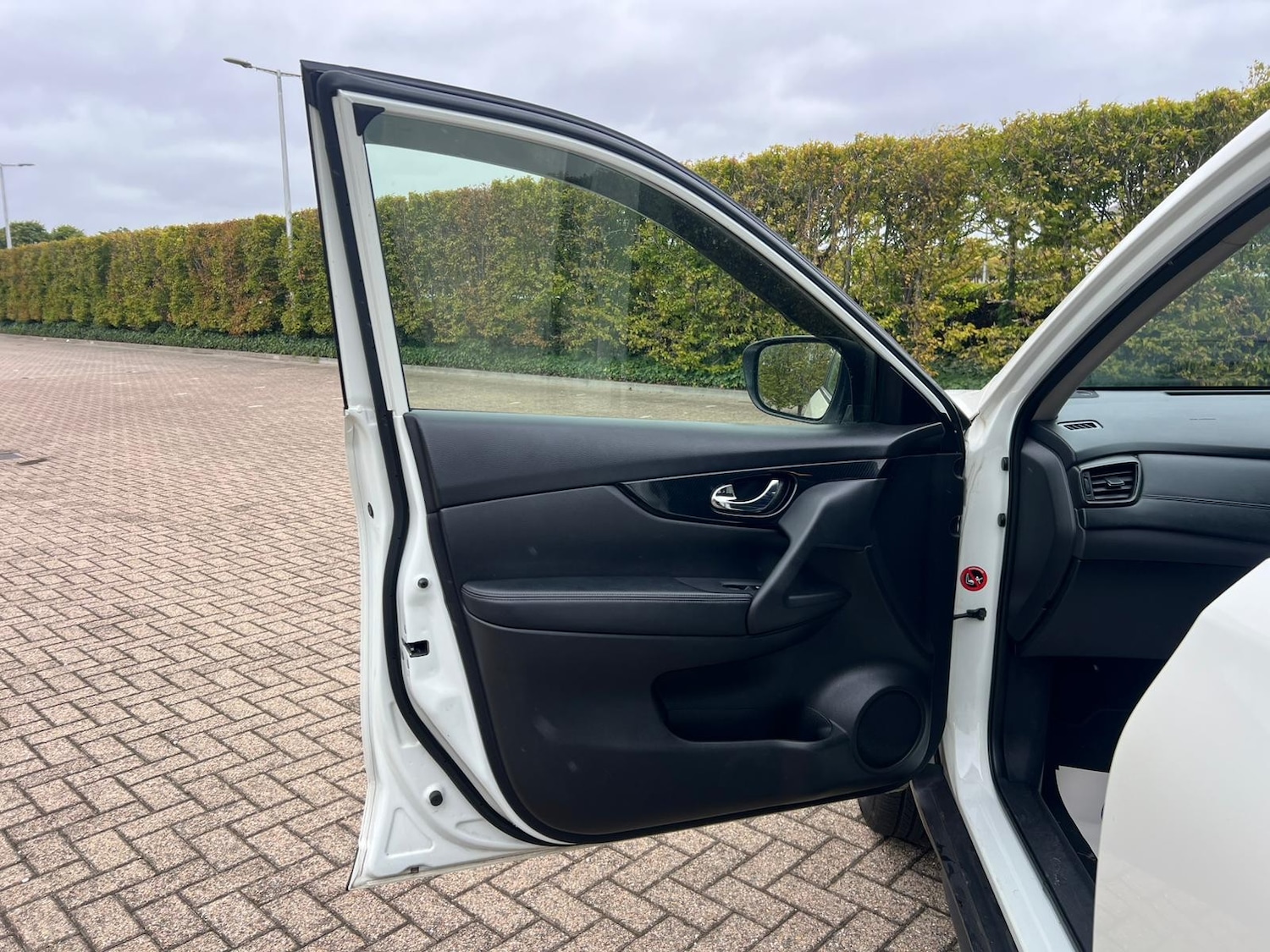 Used Nissan X-Trail 2017 for sale - 76438902: Photo 23