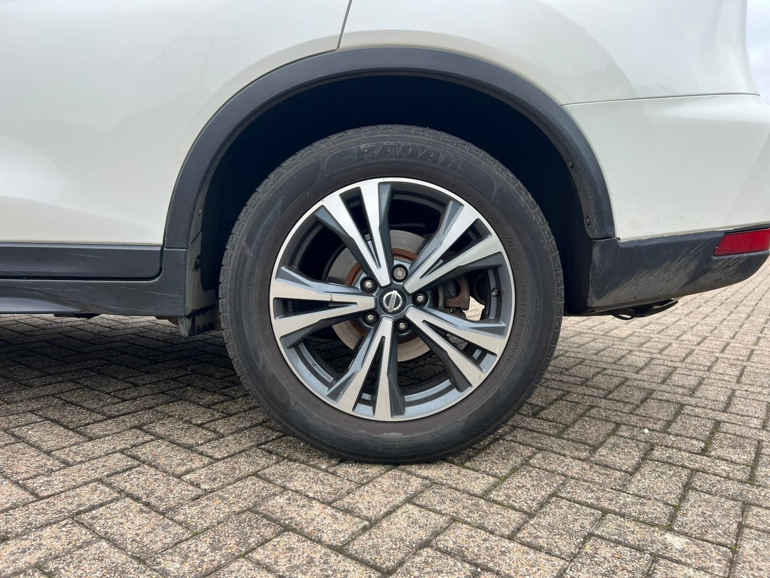 Used Nissan X-Trail 2017 for sale - 76438902: Photo 38