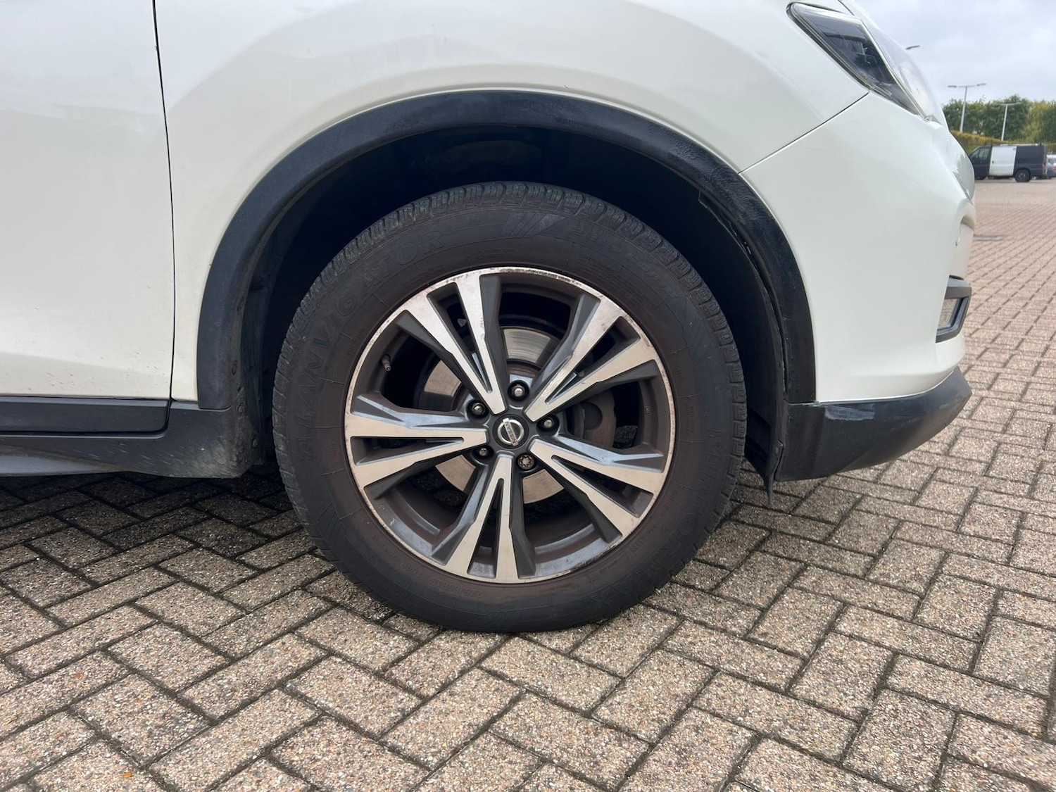 Used Nissan X-Trail 2017 for sale - 76438902: Photo 39