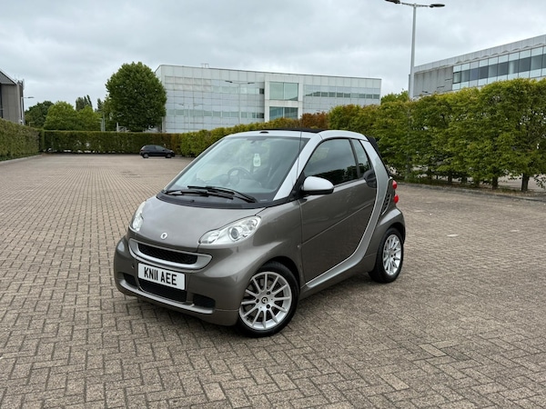 Used smart fortwo 2011 for sale - 75468453: Photo 2