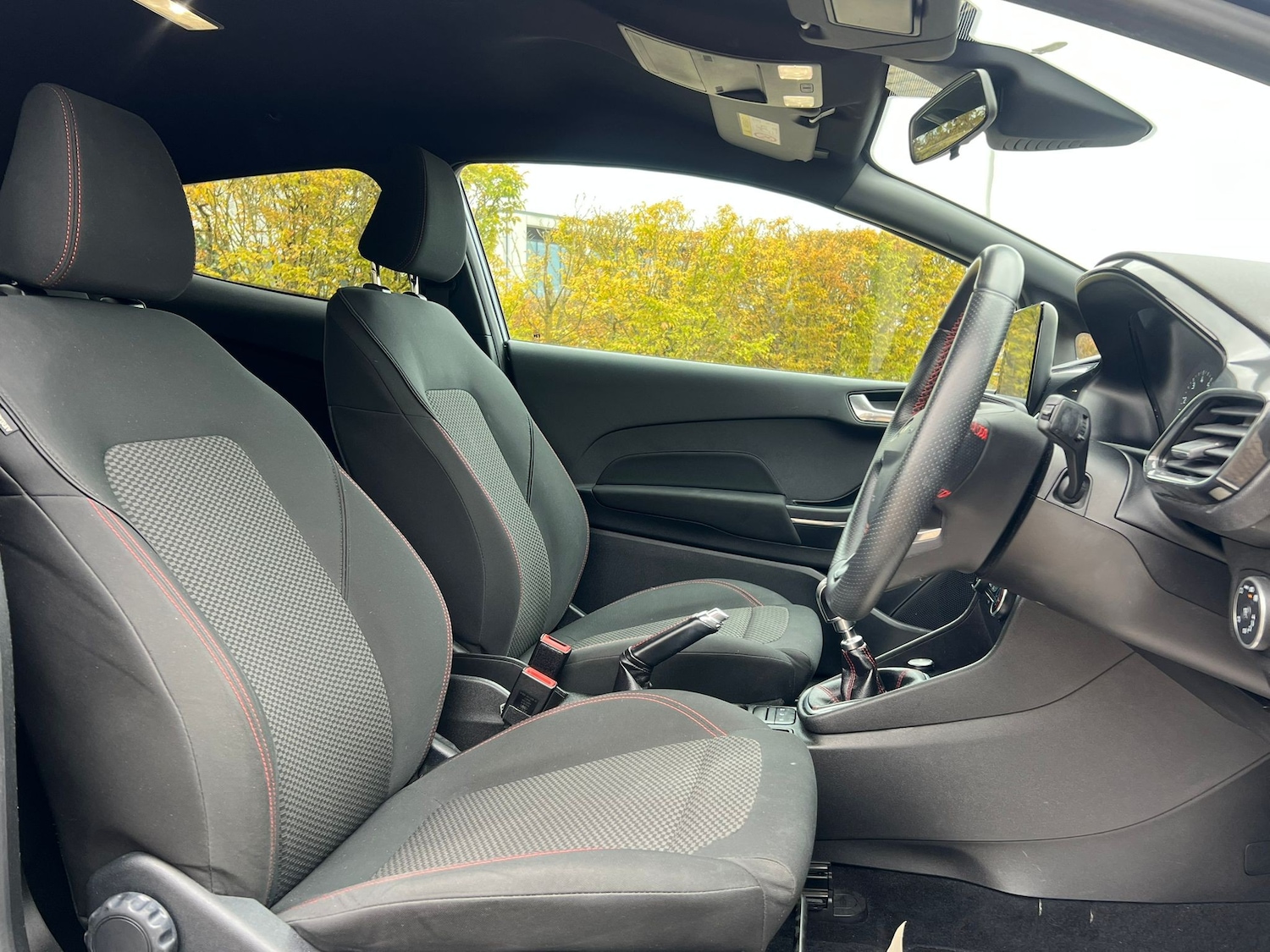 Used Ford Fiesta 2019 for sale - 76281118: Photo 32