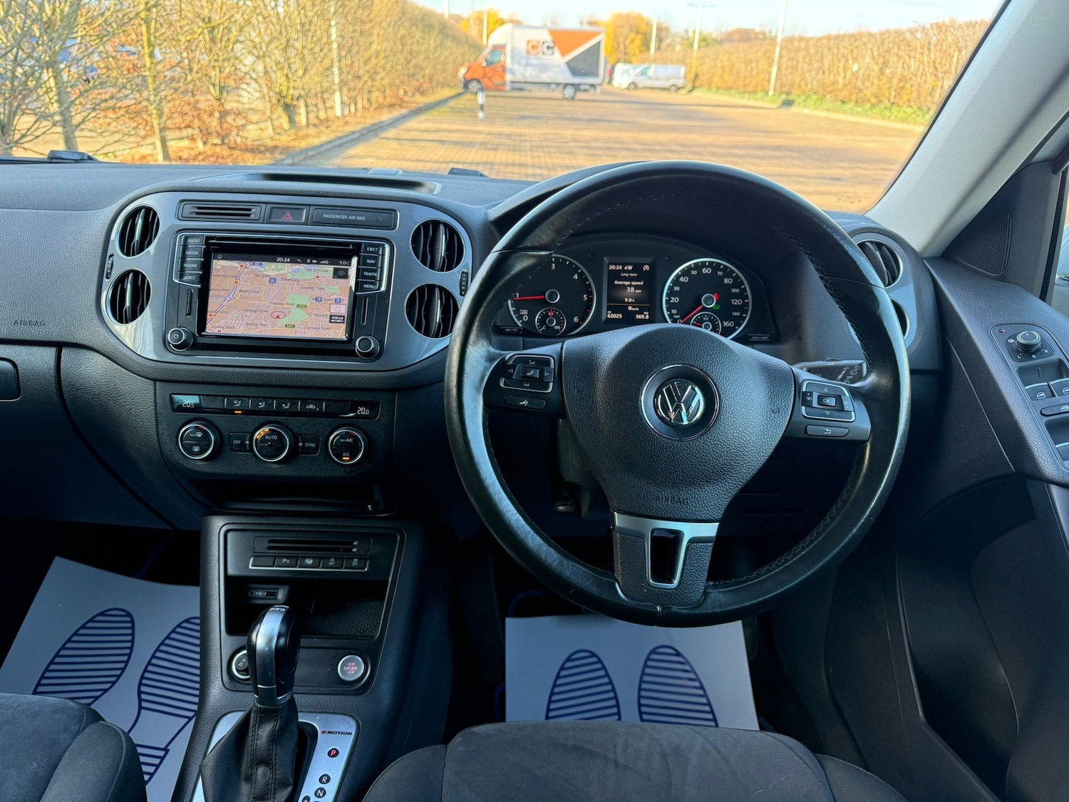 Used Volkswagen Tiguan 2015 for sale - 76777405: Photo 10