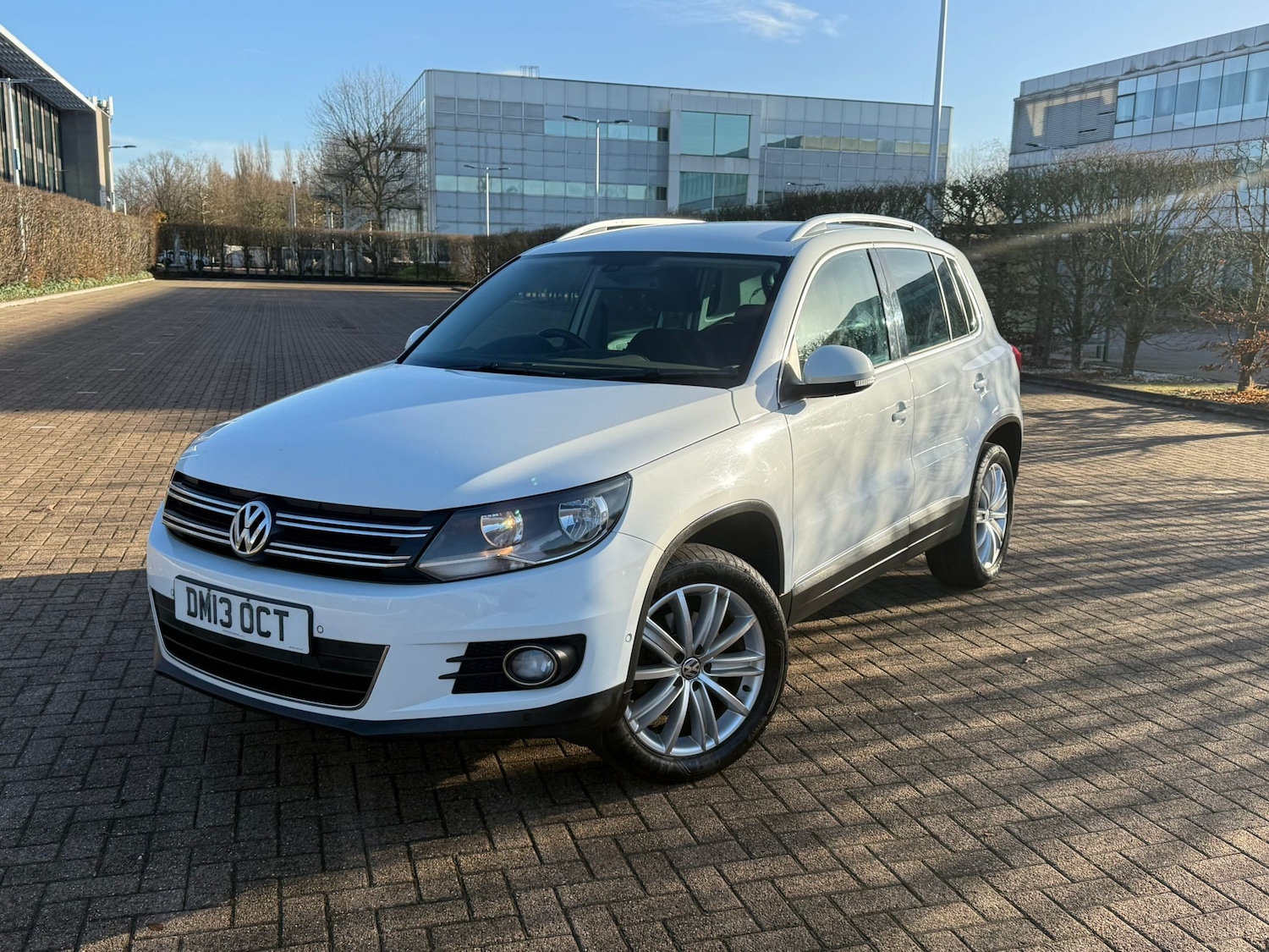 Used Volkswagen Tiguan 2015 for sale - 76777405: Photo 2