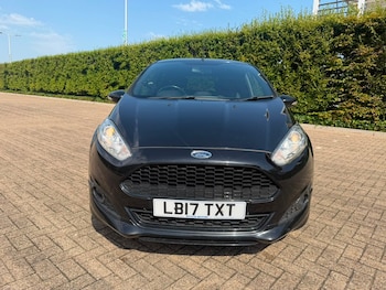 Used Ford Fiesta 2017 for sale - 78980819: Photo