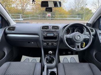 Used Volkswagen Golf 2010 for sale - 78703355: Photo