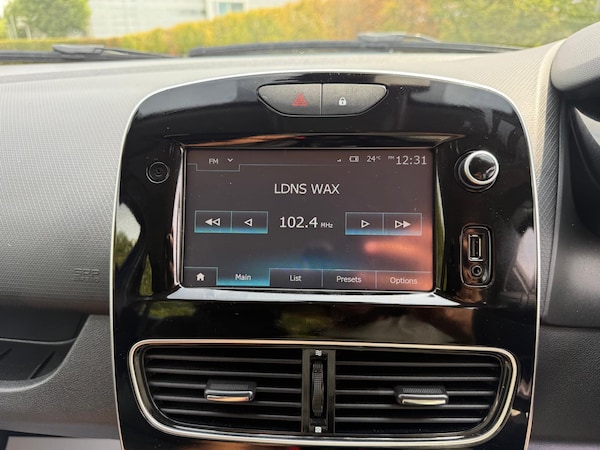 Used Renault Clio 2017 for sale - 75499078: Photo 18
