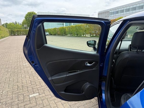 Used Renault Clio 2017 for sale - 75499078: Photo 31