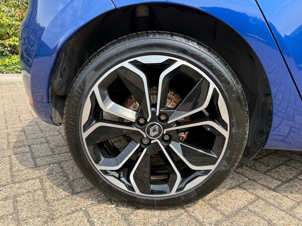 Used Renault Clio 2017 for sale - 75499078: Photo 36