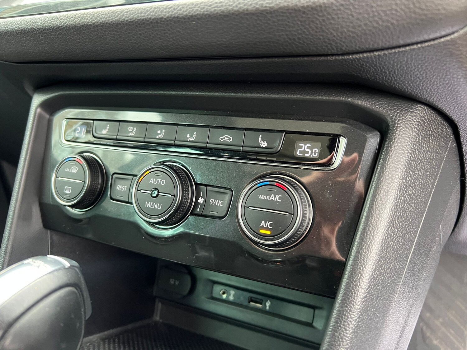 Used Volkswagen Tiguan 2017 for sale - 76535014: Photo 17