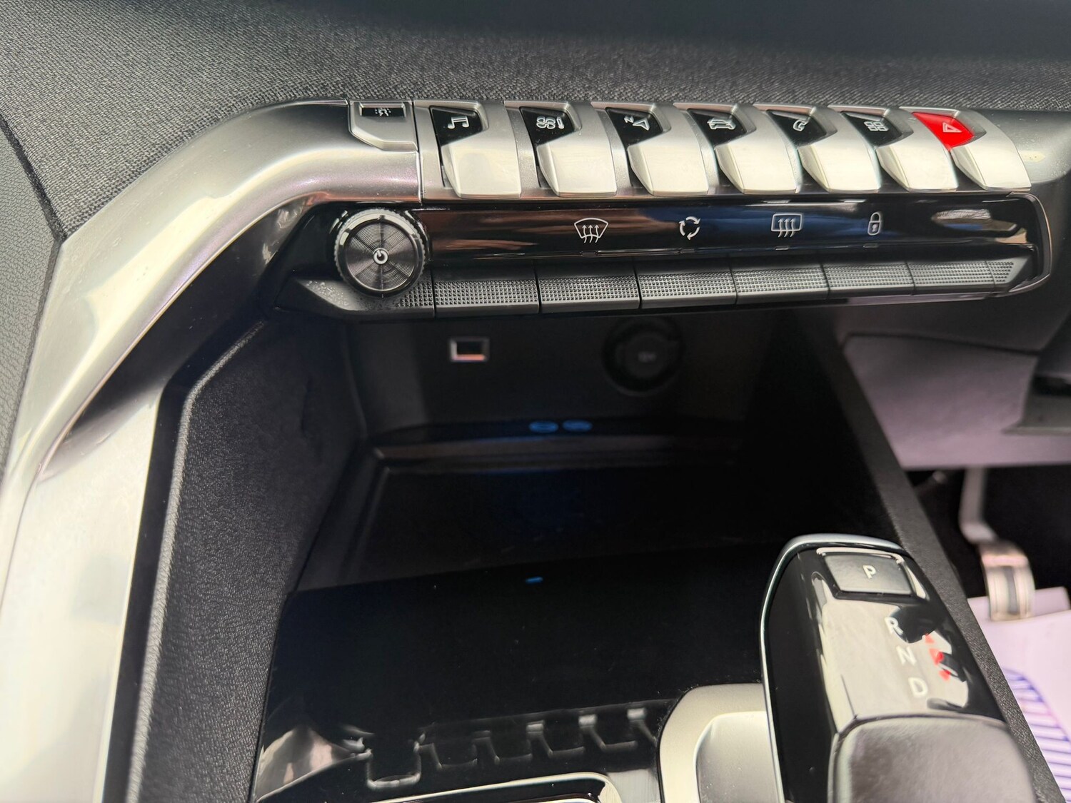 Used Peugeot 3008 2019 for sale - 76847938: Photo 27