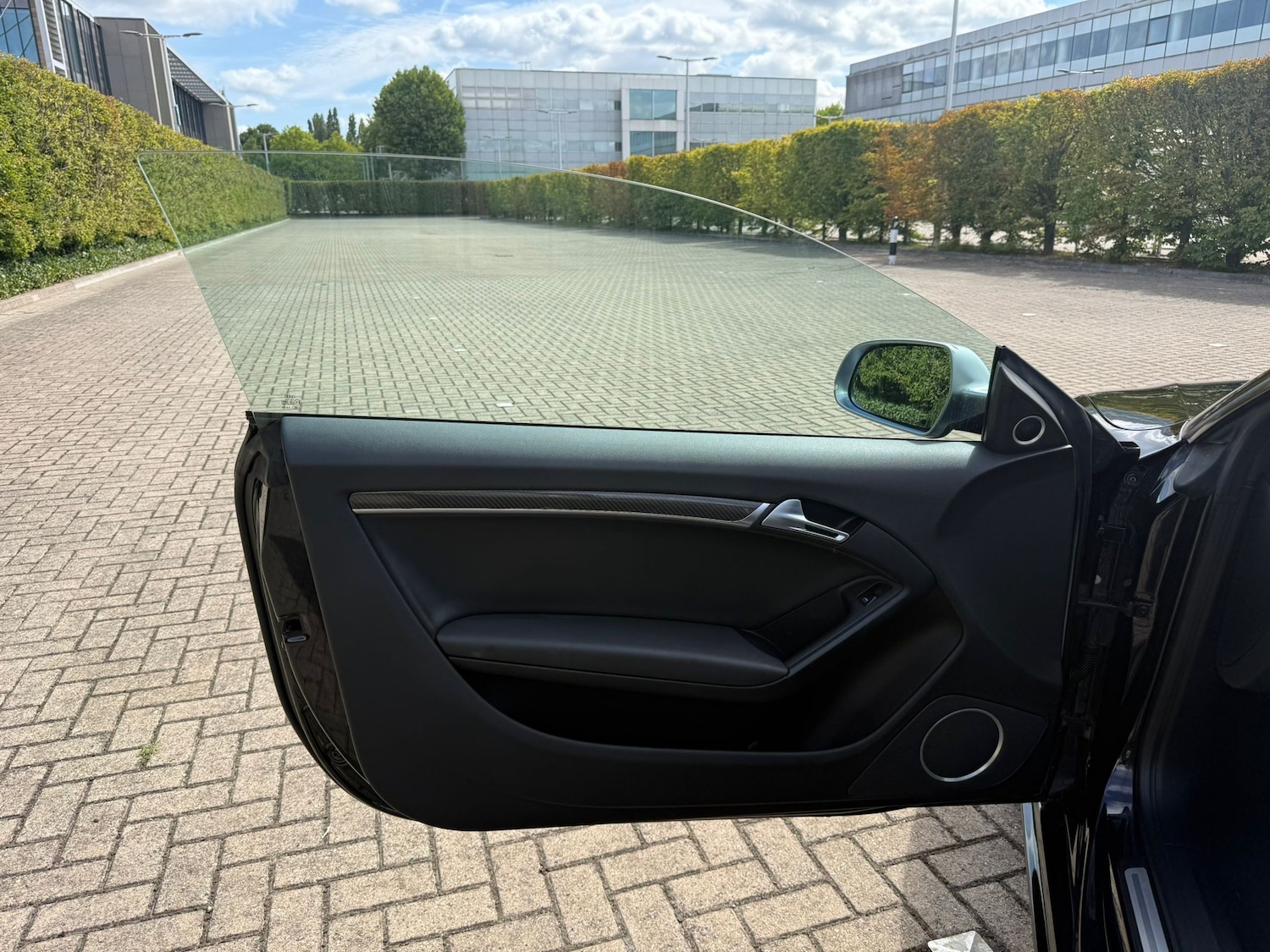 Vehicle 29