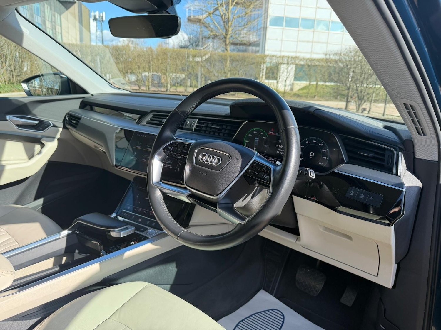 Used Audi e-tron 2020 for sale - 77888740: Photo 16