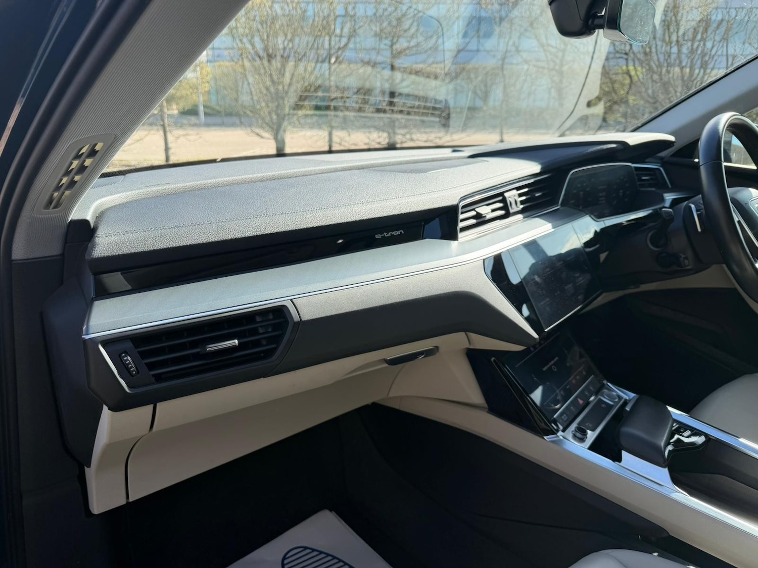 Used Audi e-tron 2020 for sale - 77888740: Photo 26