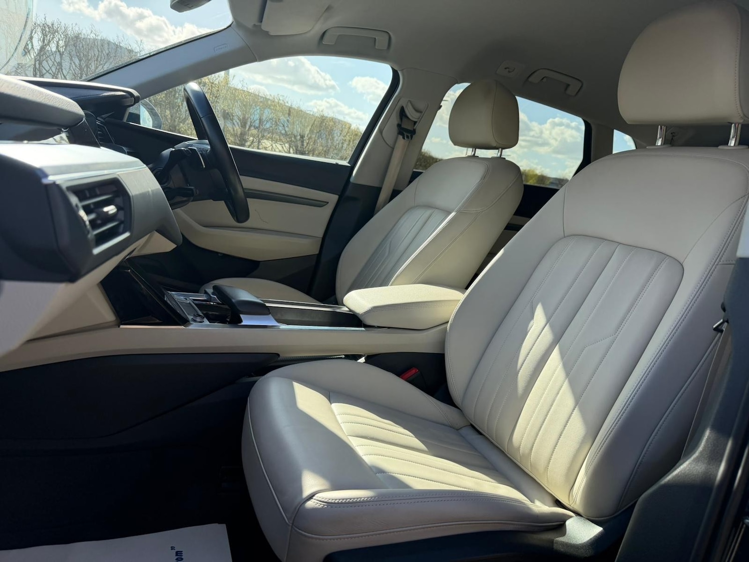 Used Audi e-tron 2020 for sale - 77888740: Photo 27