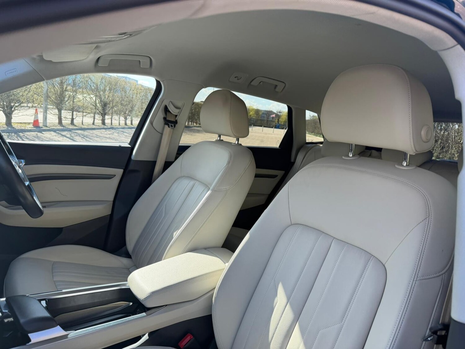 Used Audi e-tron 2020 for sale - 77888740: Photo 33