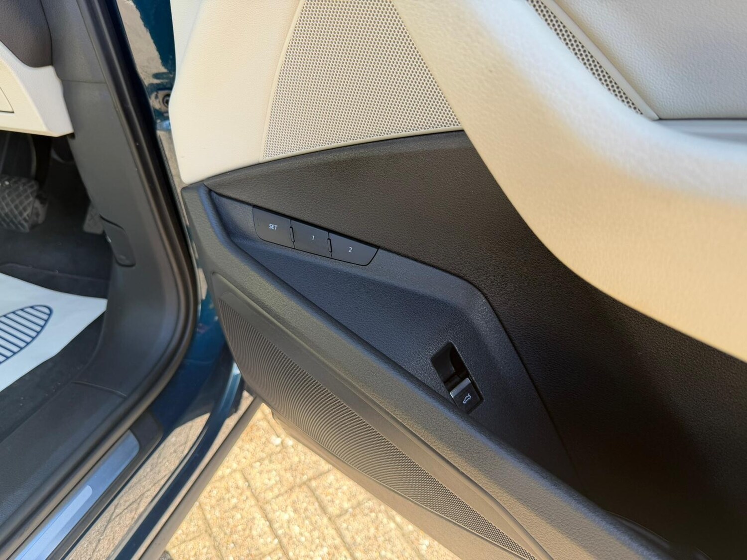 Used Audi e-tron 2020 for sale - 77888740: Photo 40