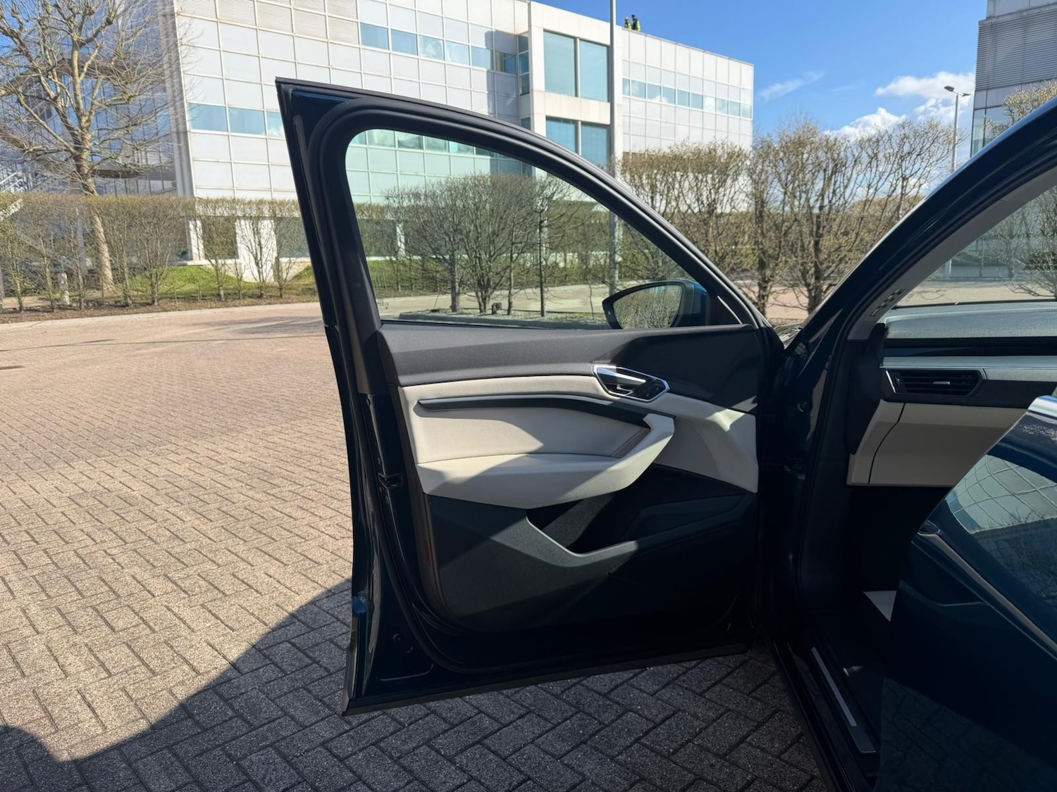 Used Audi e-tron 2020 for sale - 77888740: Photo 42