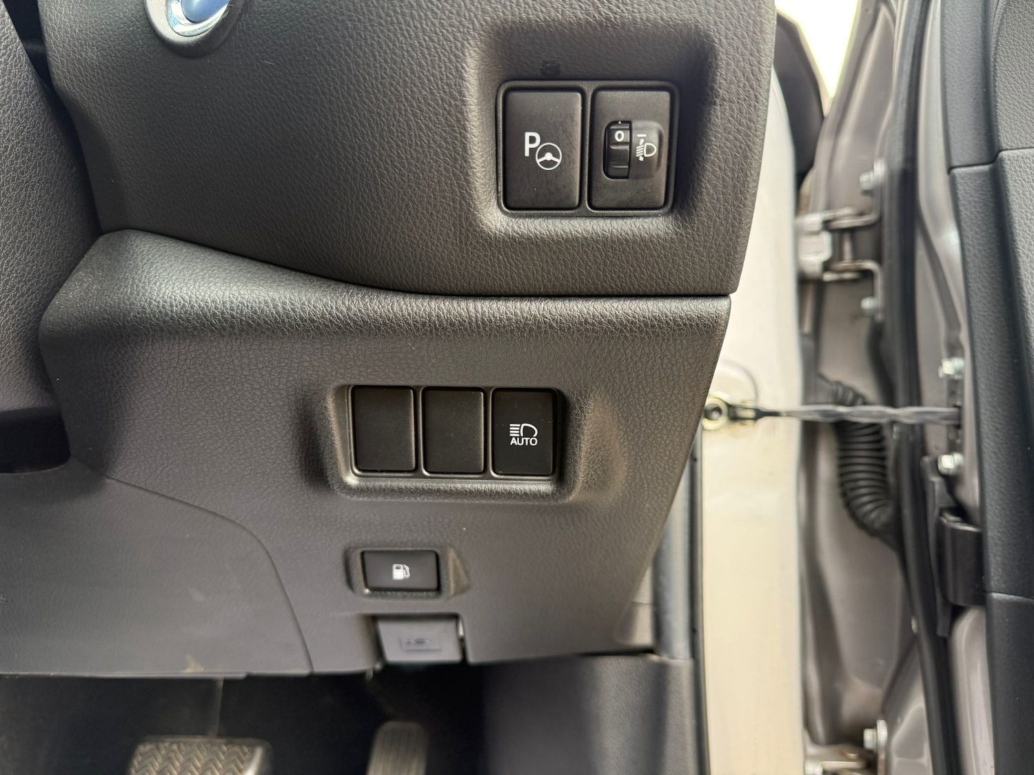 Used Toyota C-HR 2017 for sale - 76405818: Photo 12