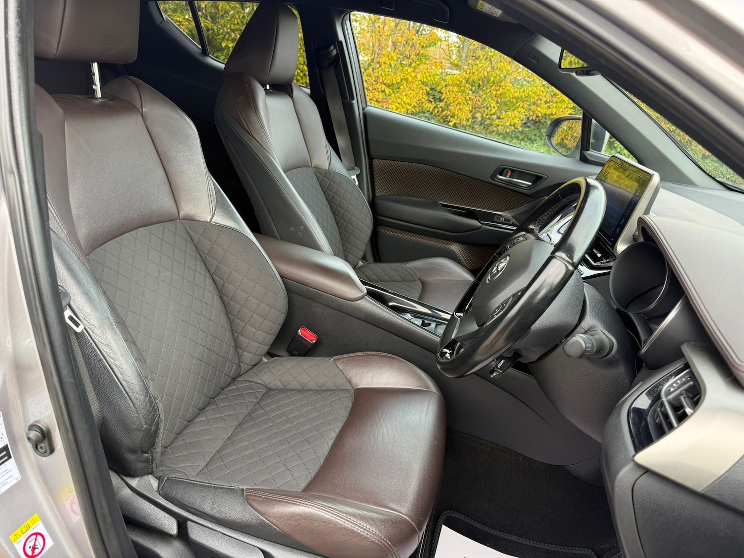 Used Toyota C-HR 2017 for sale - 76405818: Photo 14