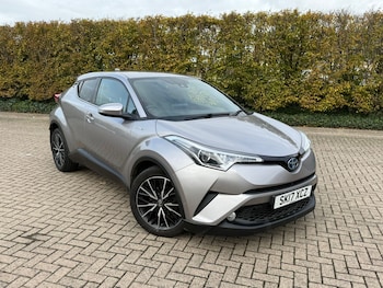 Used Toyota C-HR 2017 for sale - 76405818: Photo