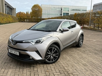 Used Toyota C-HR 2017 for sale - 76405818: Photo