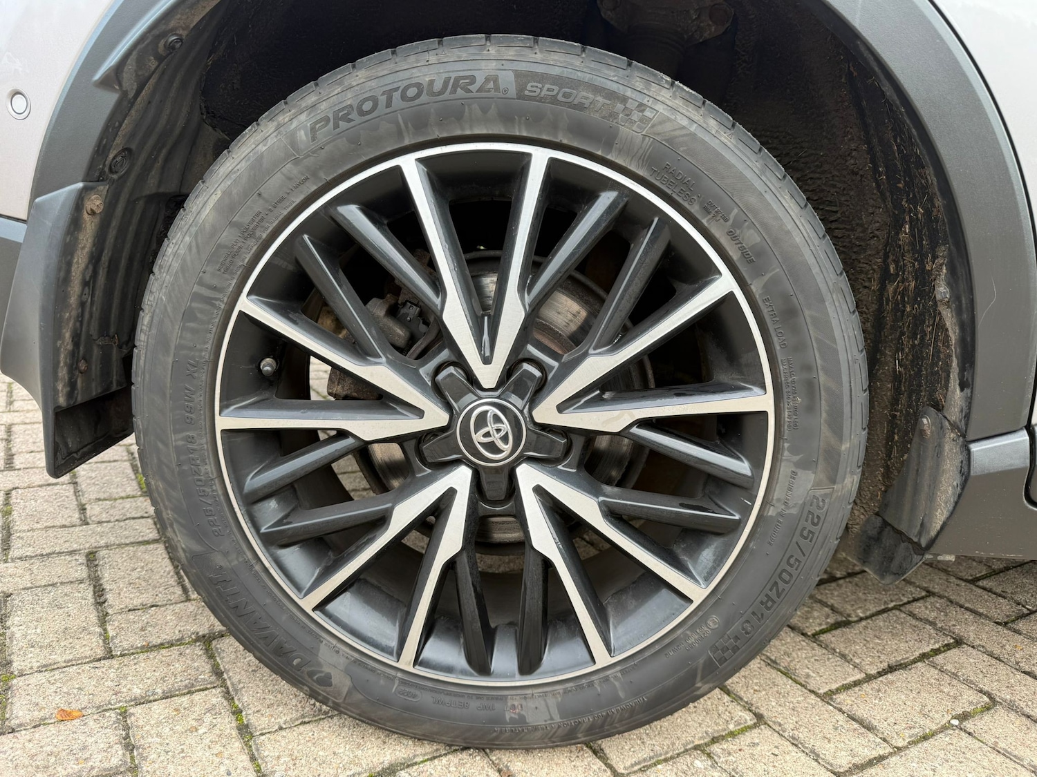 Used Toyota C-HR 2017 for sale - 76405818: Photo 34