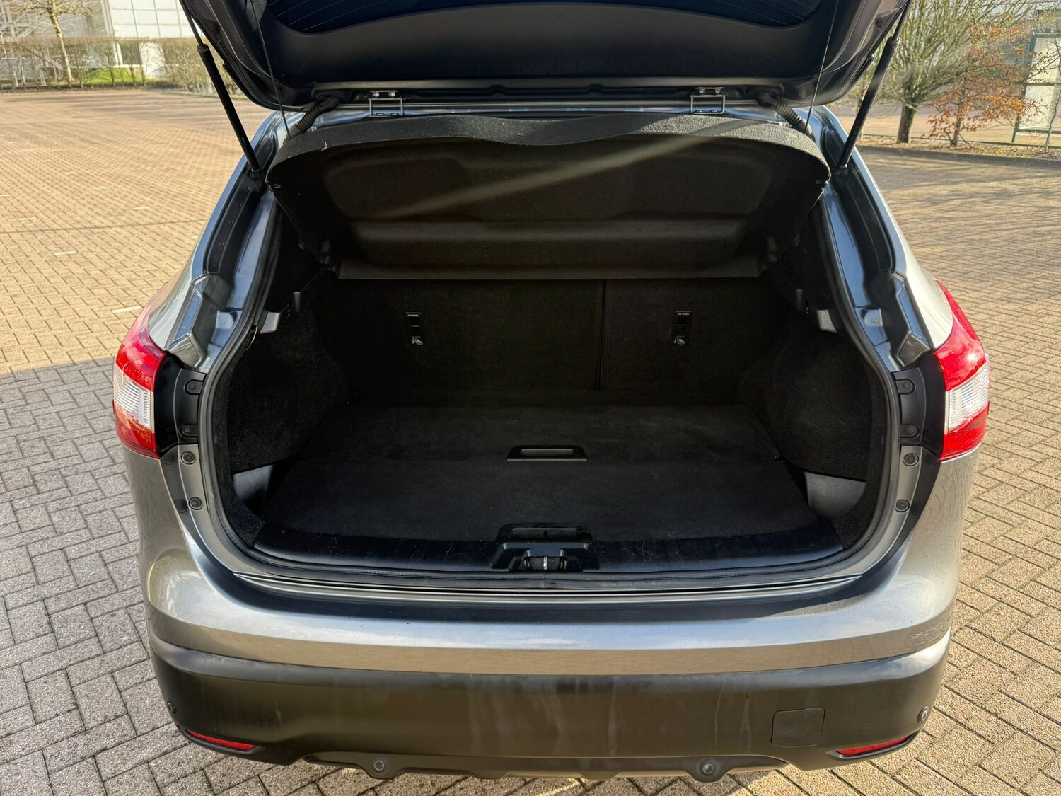 Used Nissan Qashqai 2016 for sale - 77355192: Photo 40