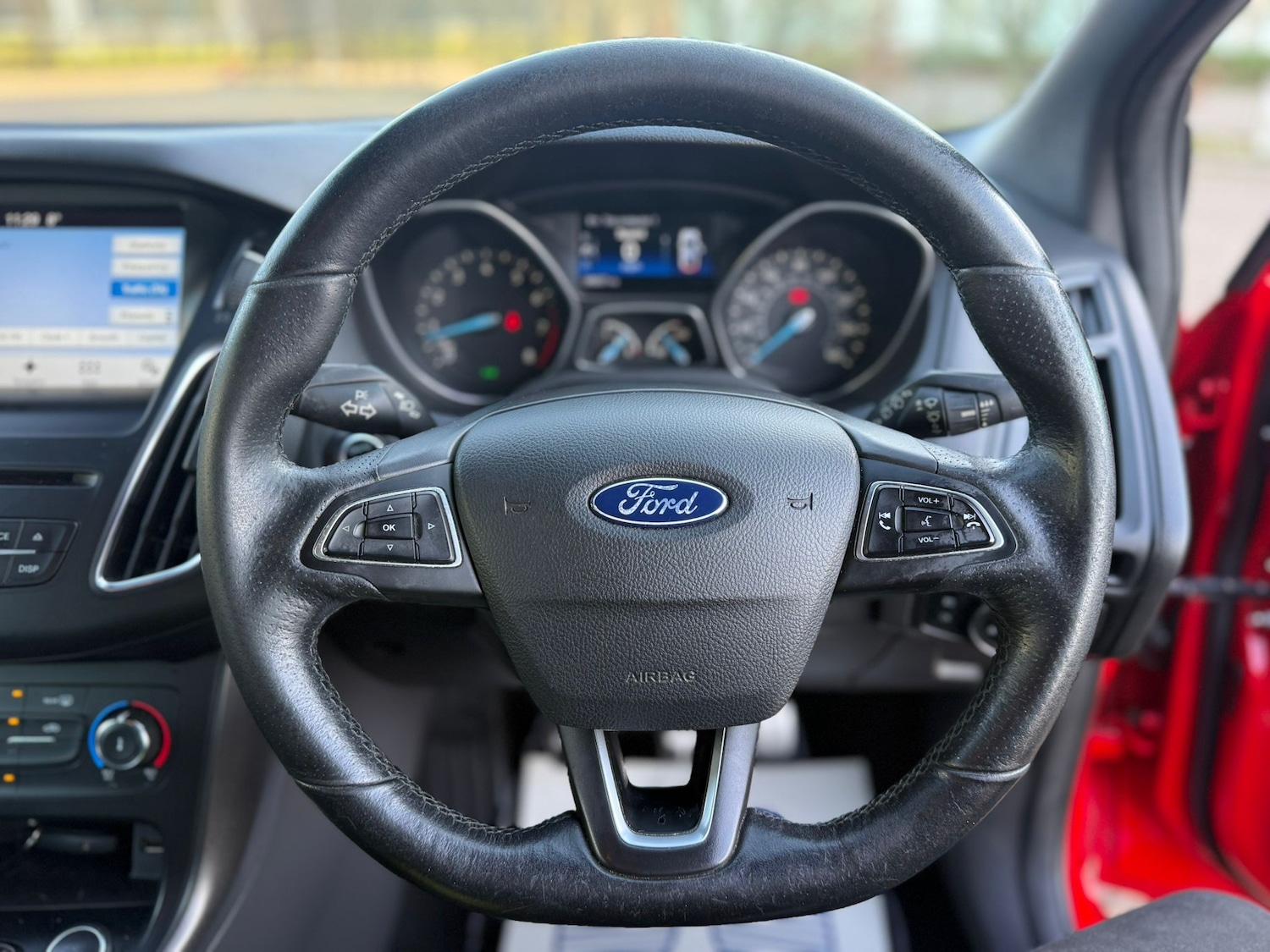 Used Ford Focus 2017 for sale - 76934270: Photo 11