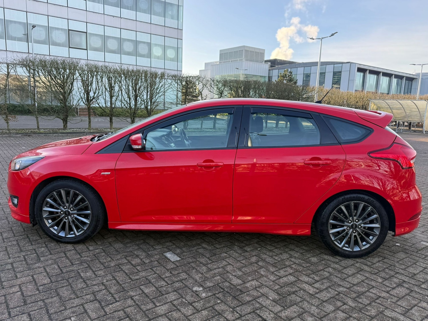 Used Ford Focus 2017 for sale - 76934270: Photo 6