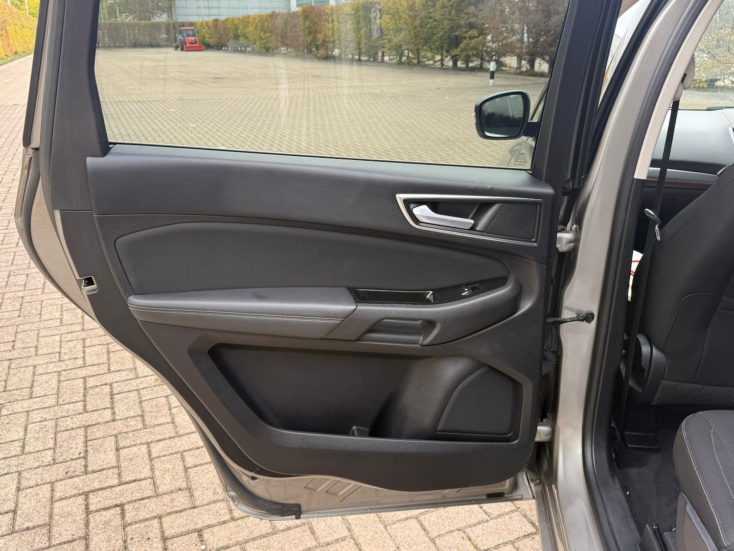 Used Ford S-Max for sale - 76469135: Photo 27