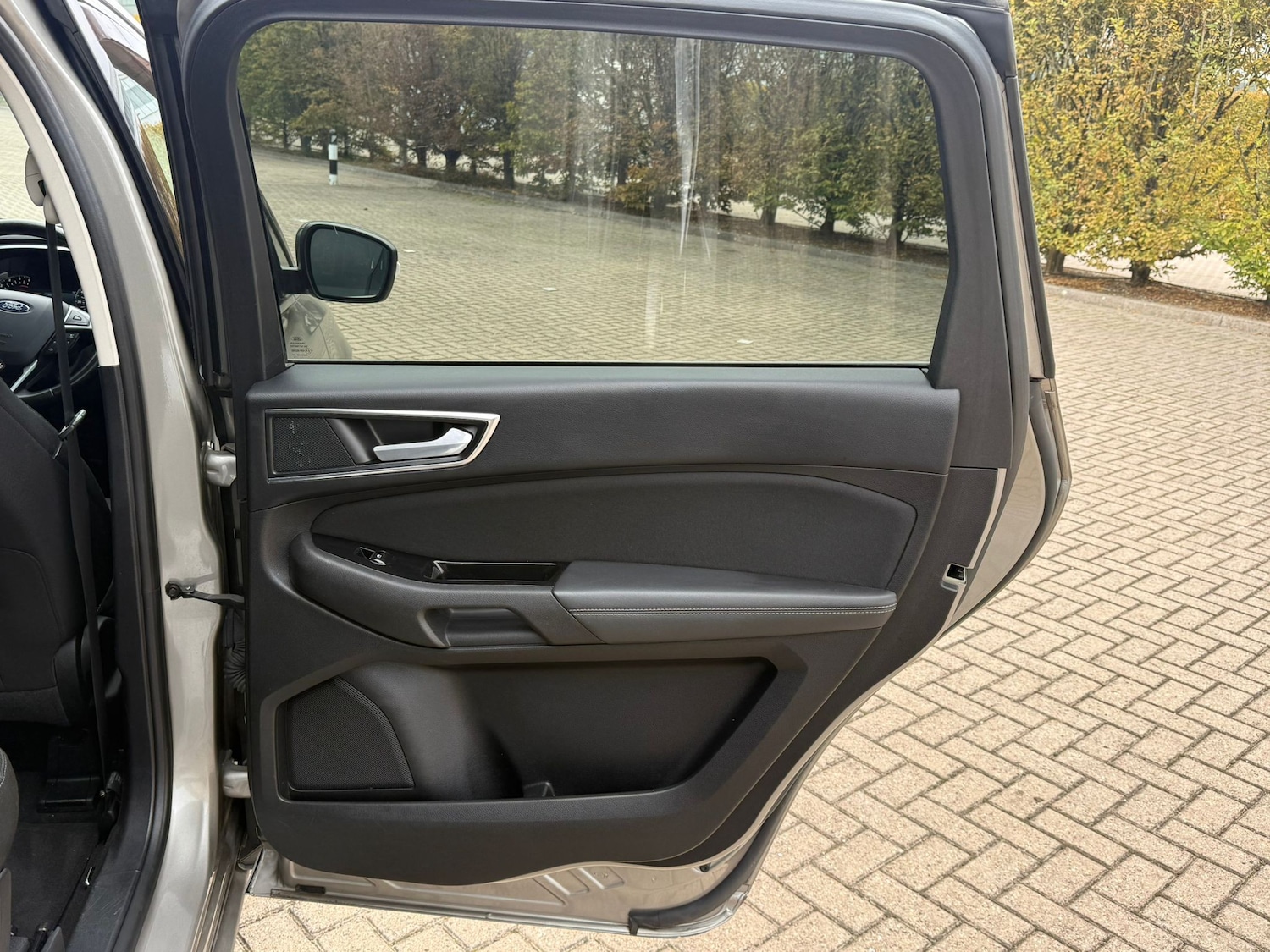 Used Ford S-Max for sale - 76469135: Photo 29