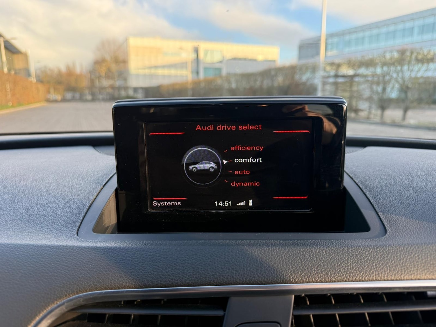 Used Audi Q3 2017 for sale - 76762515: Photo 11