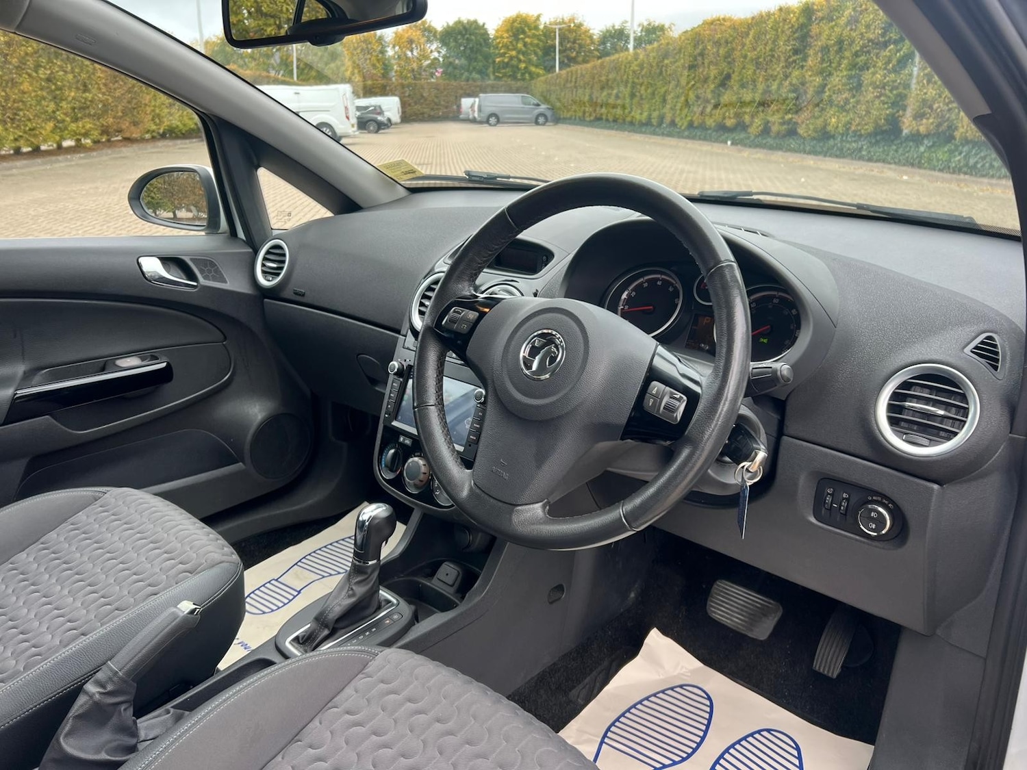 Used Vauxhall Corsa 2013 for sale - 76273744: Photo 14