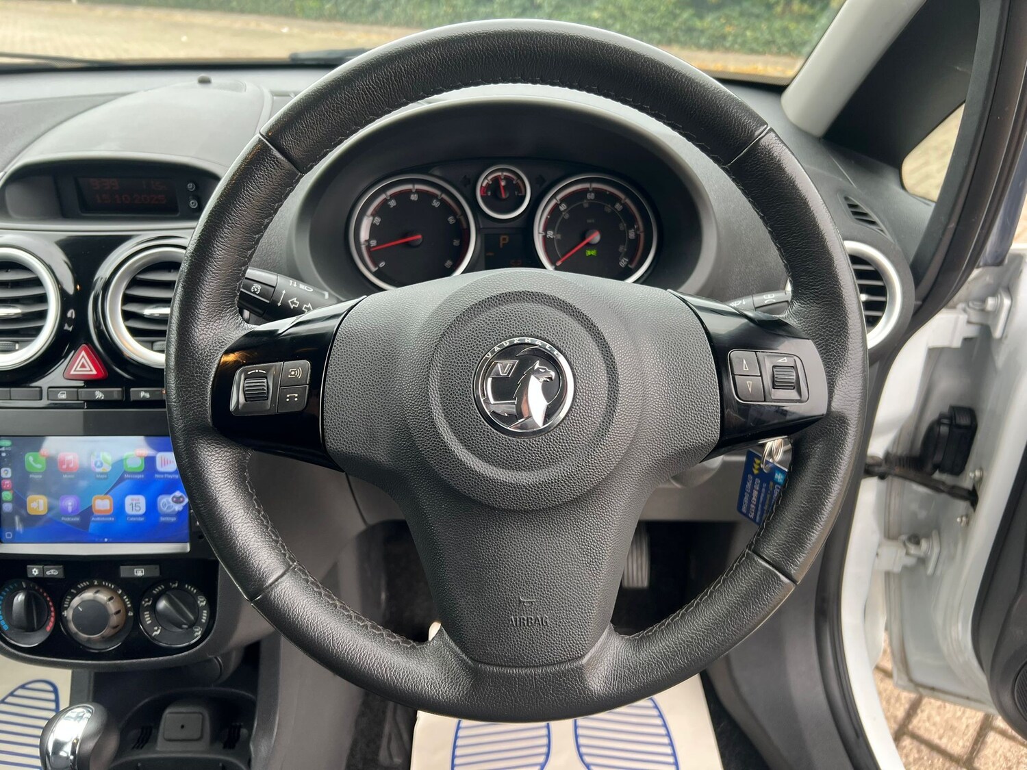 Used Vauxhall Corsa 2013 for sale - 76273744: Photo 15