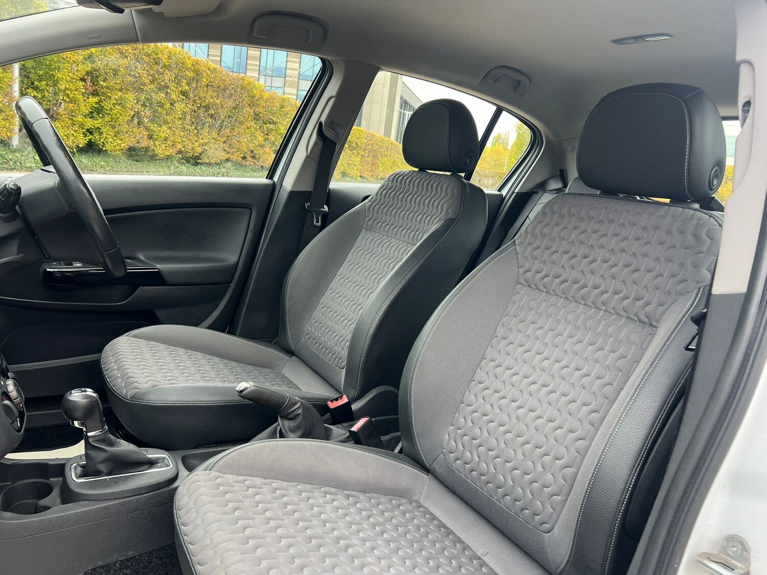 Used Vauxhall Corsa 2013 for sale - 76273744: Photo 27