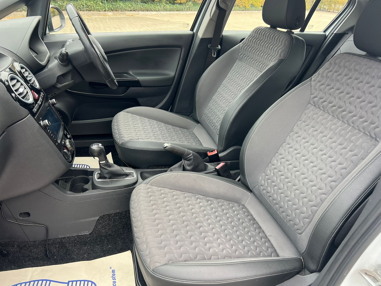 Used Vauxhall Corsa 2013 for sale - 76273744: Photo 28