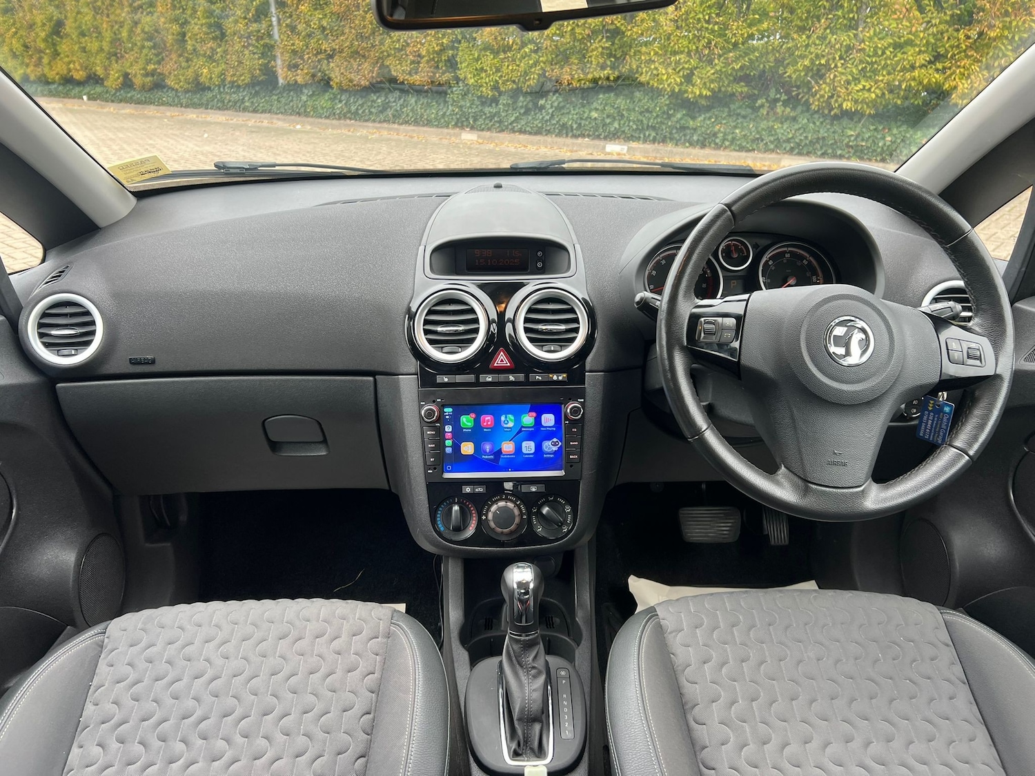 Used Vauxhall Corsa 2013 for sale - 76273744: Photo 3