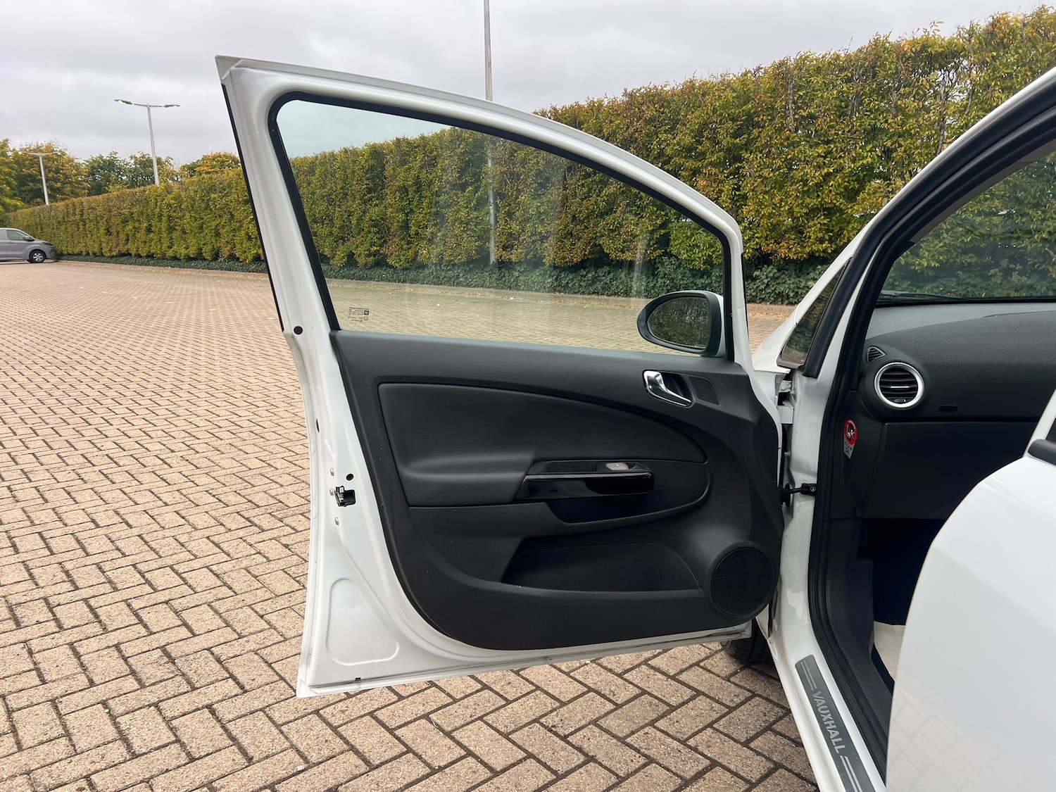 Used Vauxhall Corsa 2013 for sale - 76273744: Photo 31